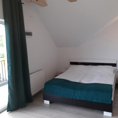 Paprotowka Apartament Wiosenny Paprotno Екстер'єр фото